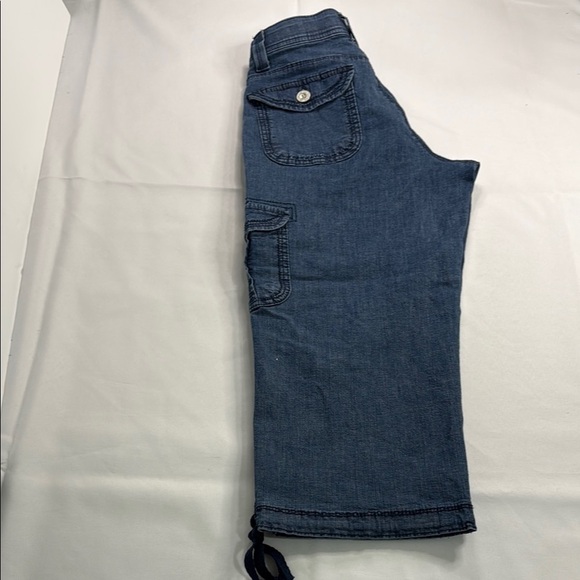 Lee Blue Capris Classic‎ Style - Picture 3 of 8